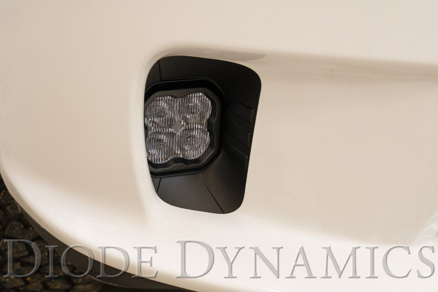 SS3 SAE/DOT Ram Vertical Fog Light Kit