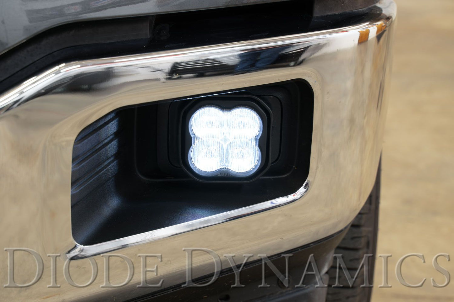 SS3 SAE Type F2 Fog Light Kit