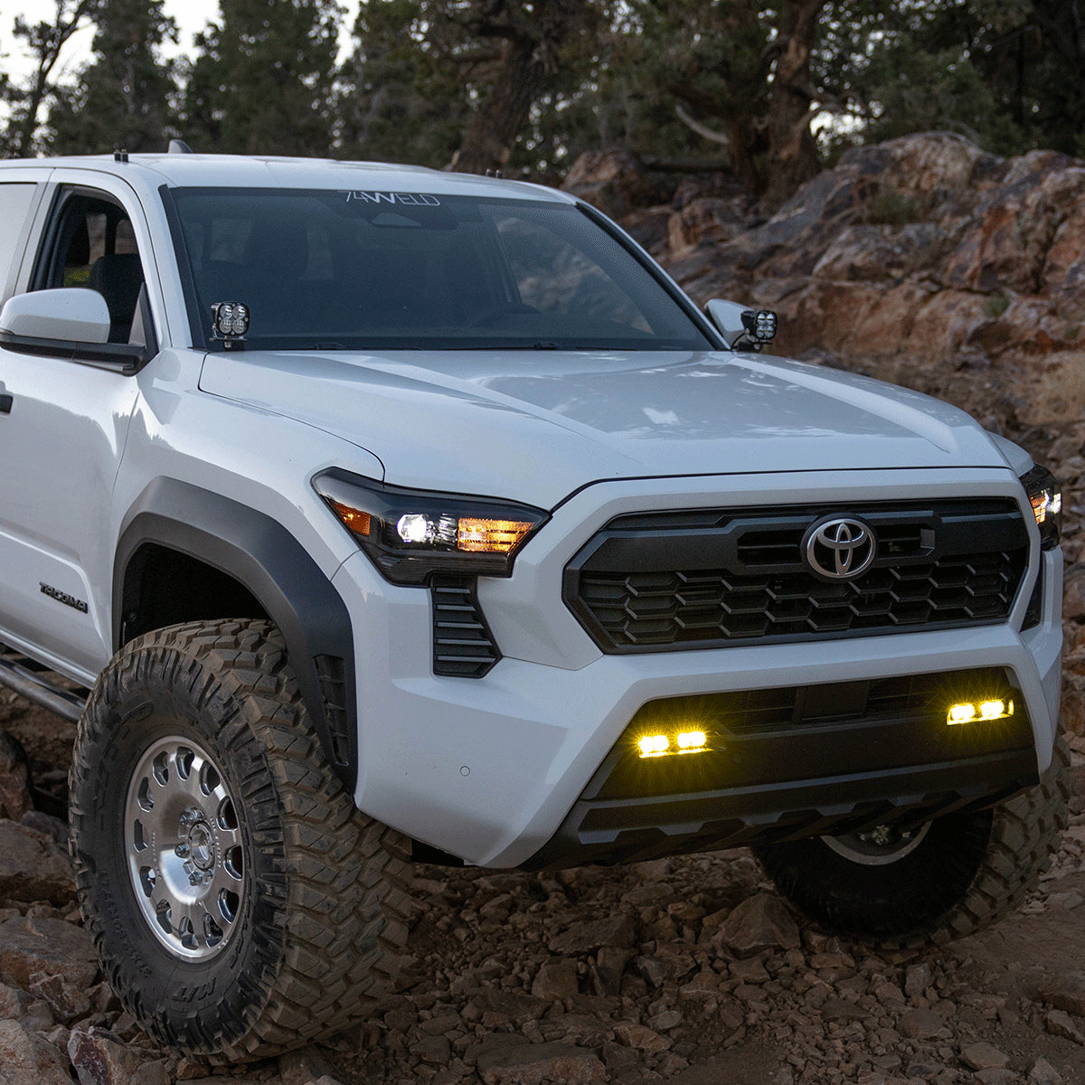 Toyota Tacoma Squadron Sport A-Pillar Kit