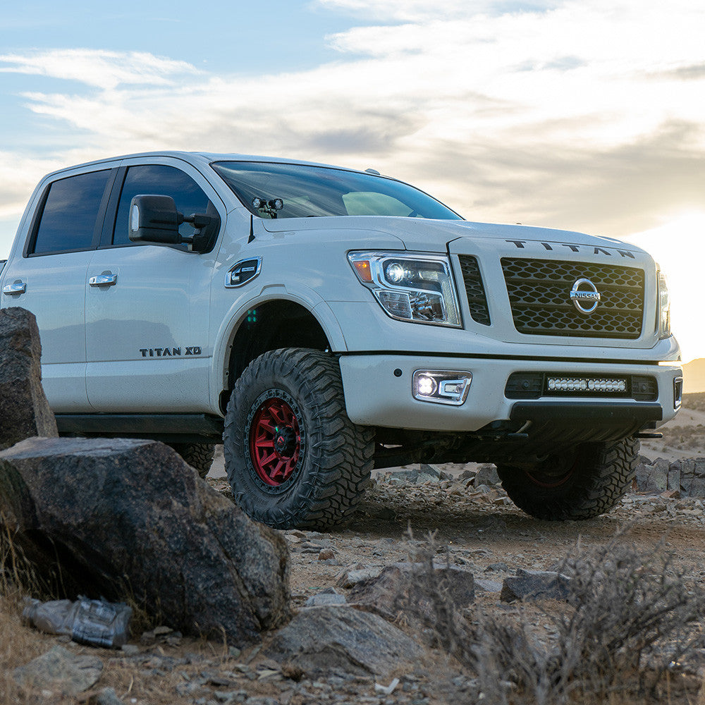 Nissan Squadron-R Pro Fog Pocket Light Kit