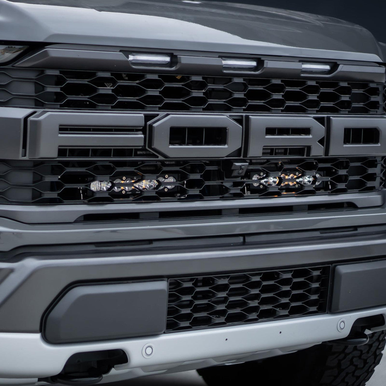 Ford S8 10 Inch Dual Behind Grille Light Bar Kit
