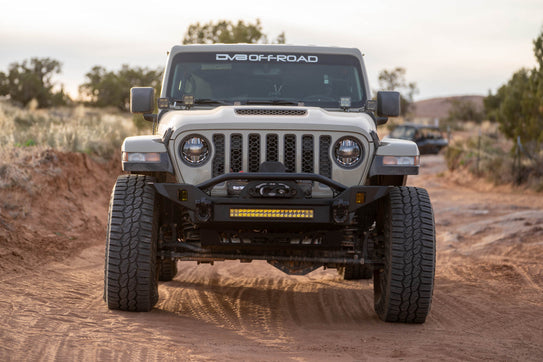 2007-2025 Jeep Wrangler JK/JL & Gladiator JT | FS-7 Mid-Width Winch Front Bumper