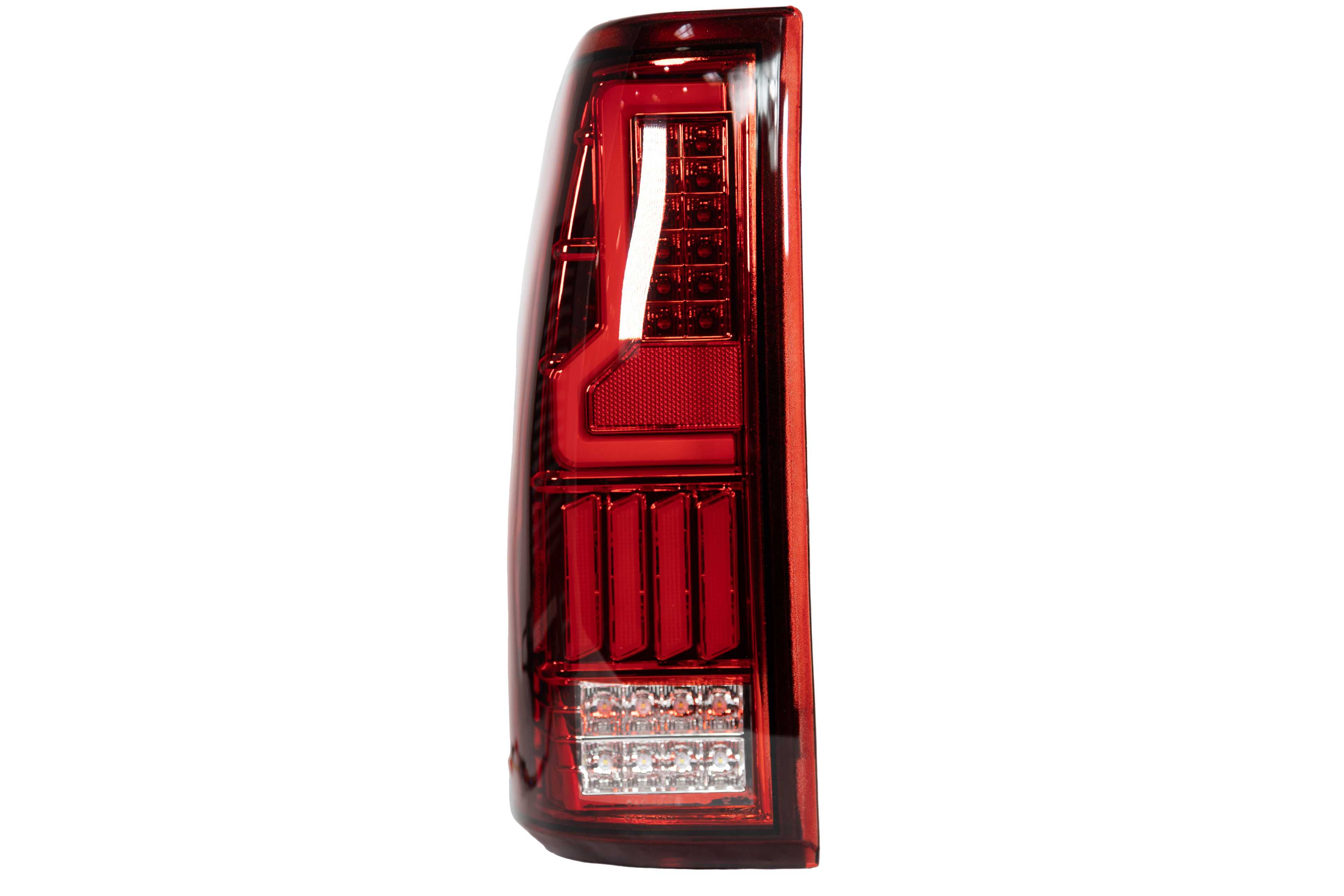 1999-2007 Chevy Silverado 1500 2500 3500 / 1999-2002 GMC Sierra 1500 2500 3500 LED Taillights - Chrome / Red