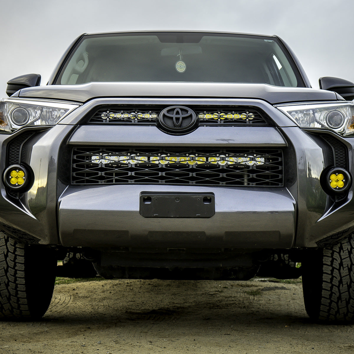 Toyota S8 Dual 10 Inch Grille Upper Light Kit