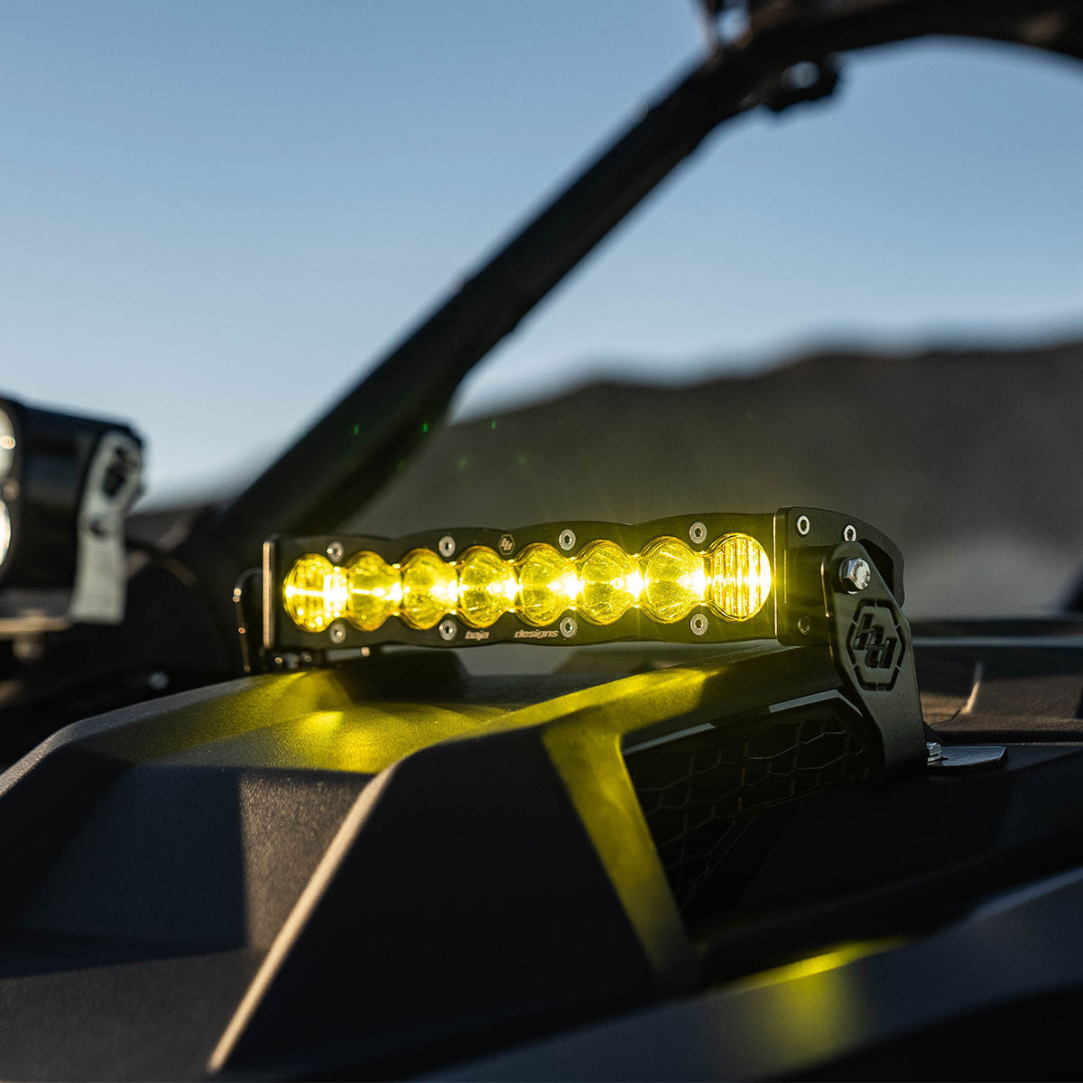 Polaris RZR Pro R S8 10" Hood Mount Kit